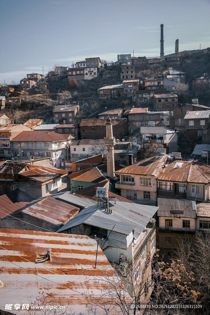 古老城镇屋顶风光