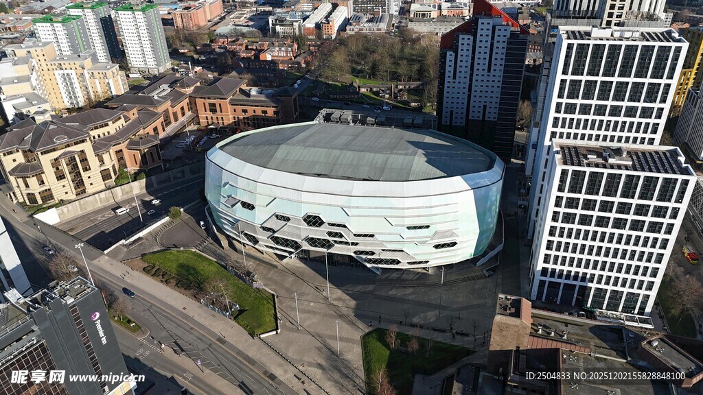 城市中的独特圆形建筑