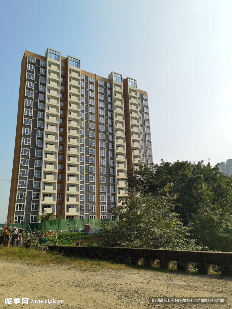 高层住宅楼外景