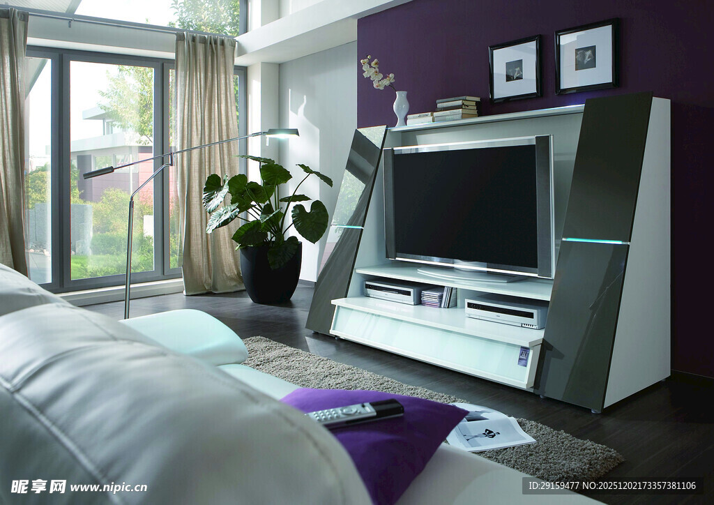 现代简约风客厅电视柜展示