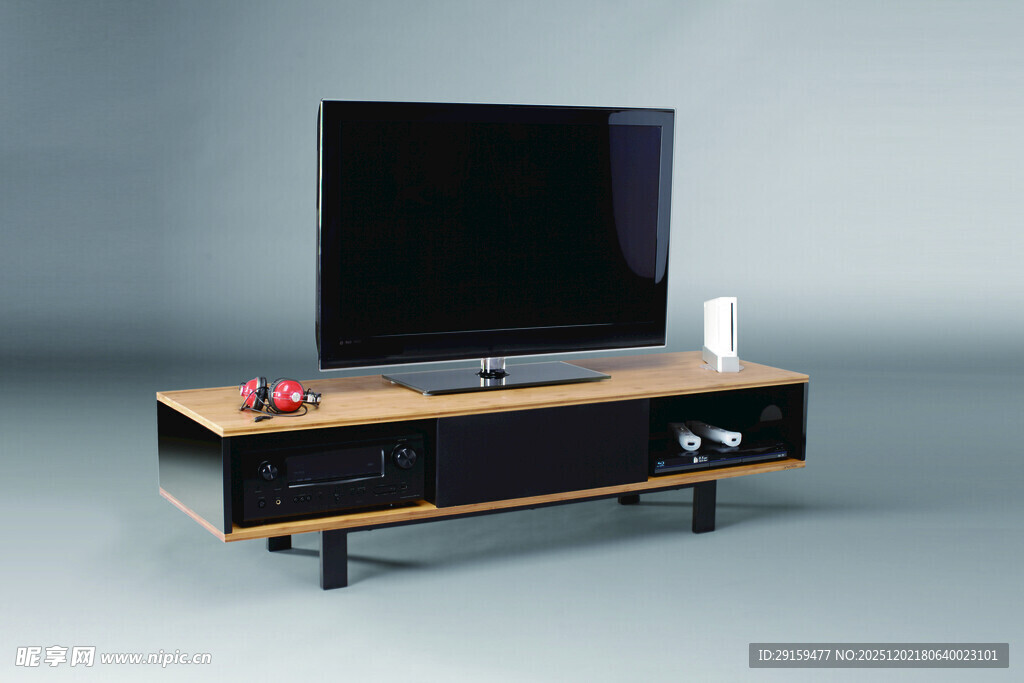 简约木质电视柜展示