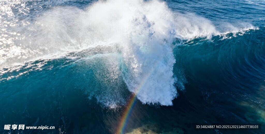 壮观海浪澎湃海洋景象