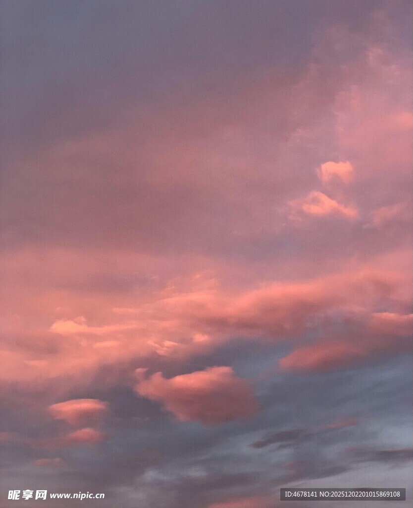 粉紫色梦幻天空云彩