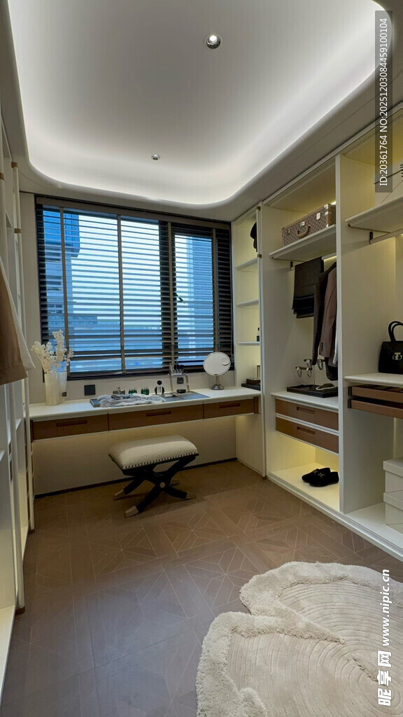 现代简约风豪华卧室空间