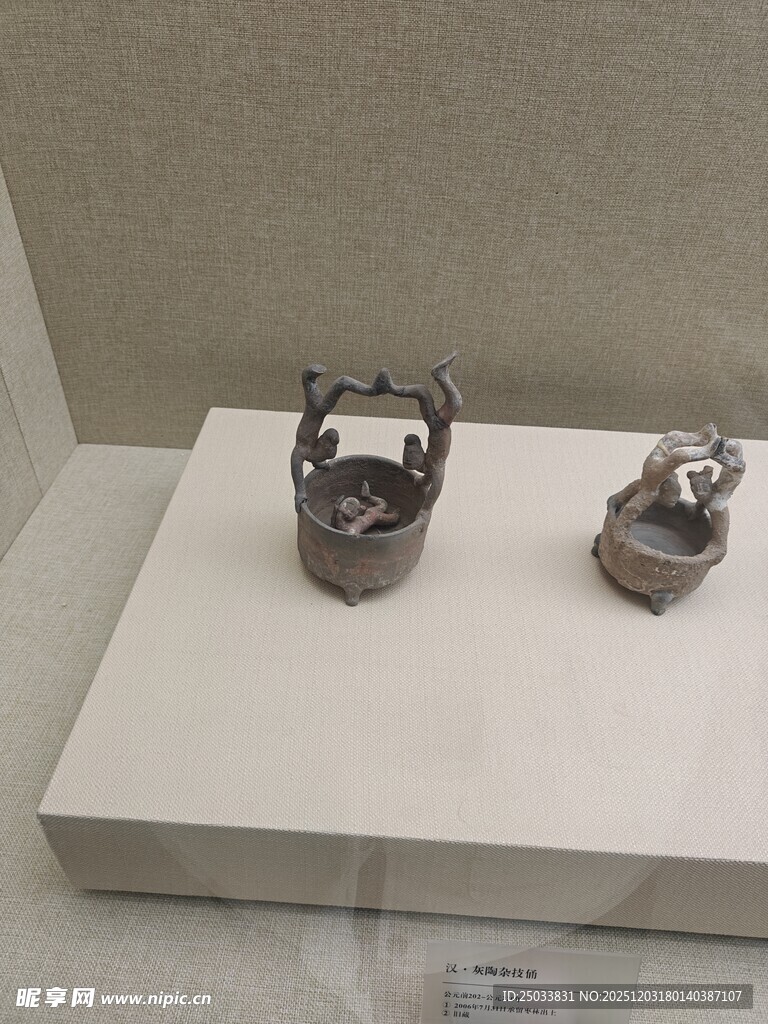 精致金属摆件展示