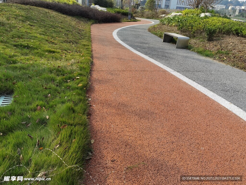 户外红色塑胶步道景观