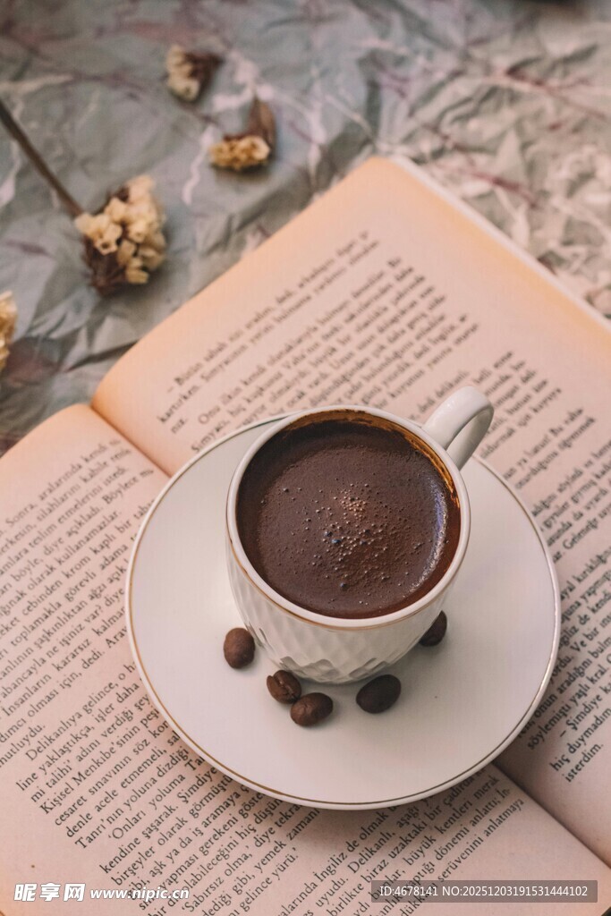 书本上的热可可