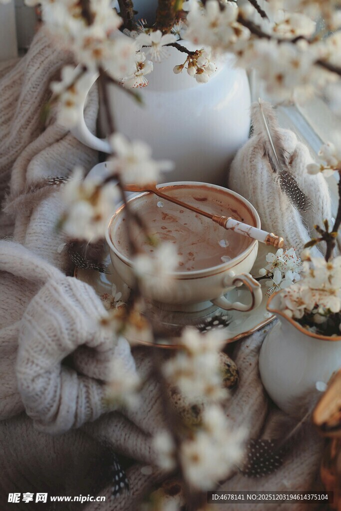 精致摆件营造温馨氛围