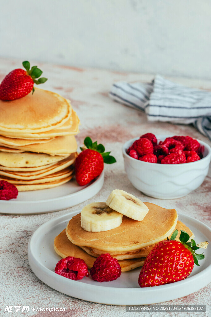 美味水果松饼早餐组合