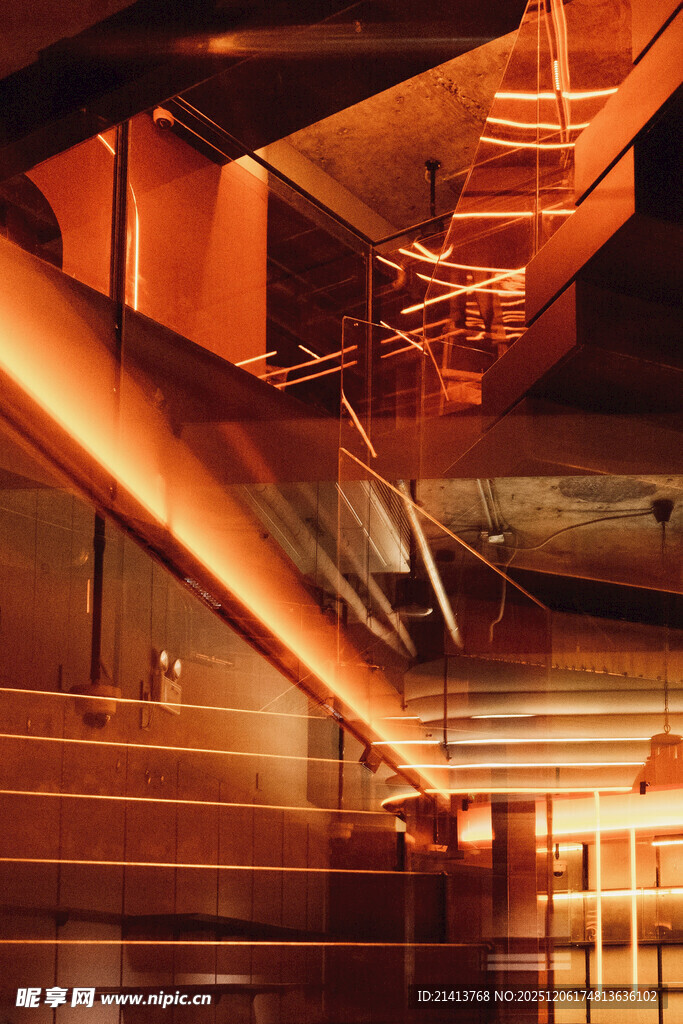 工业风室内暖光场景