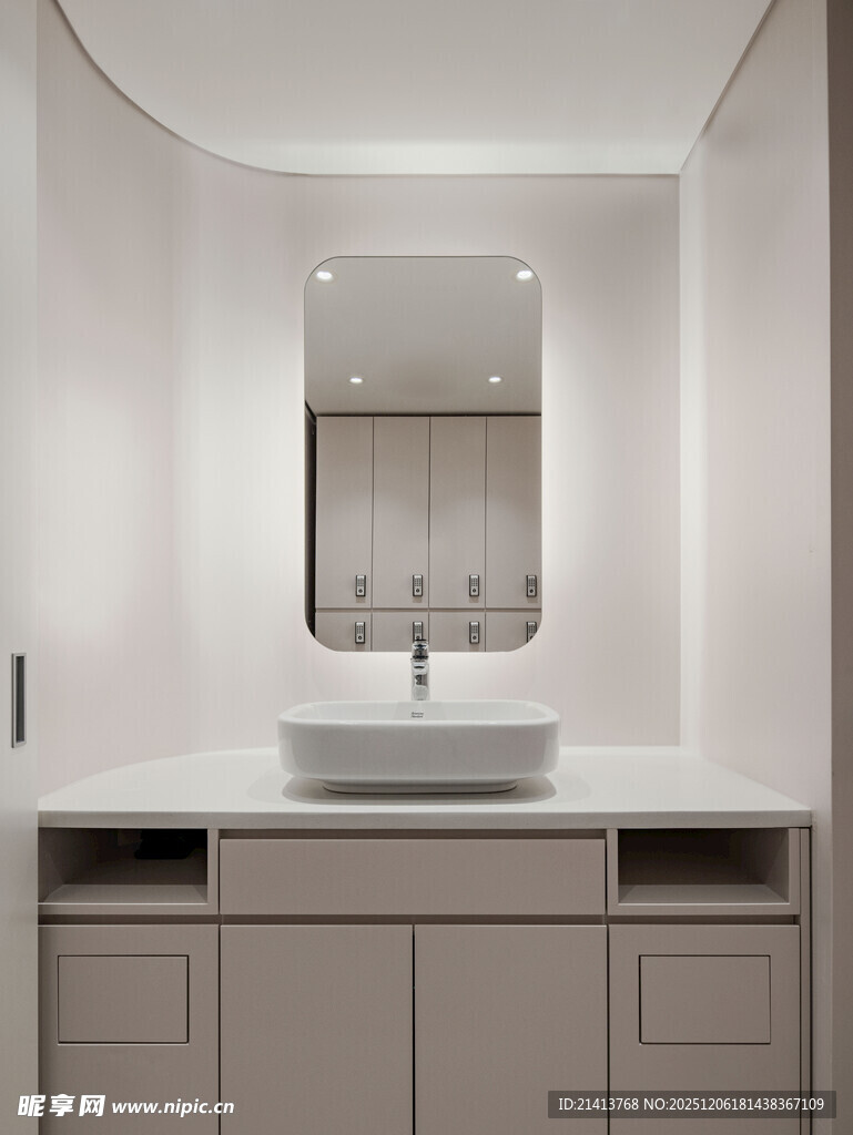 现代简约风格浴室洗手台