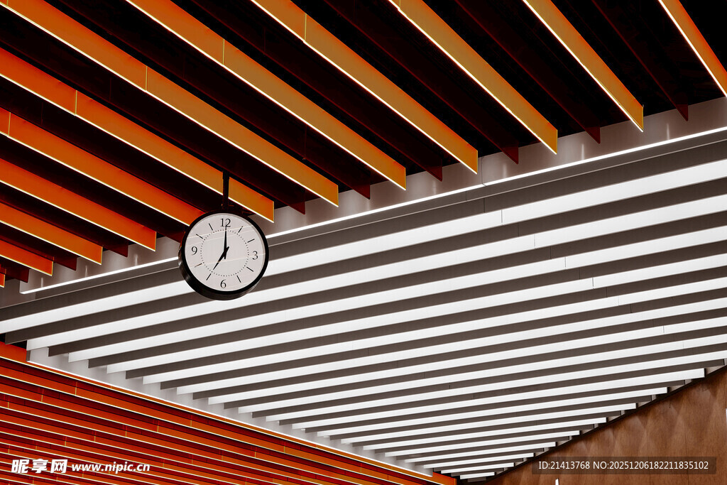 现代简约天花板灯具设计