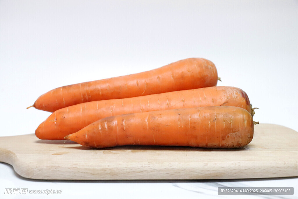 新鲜胡萝卜