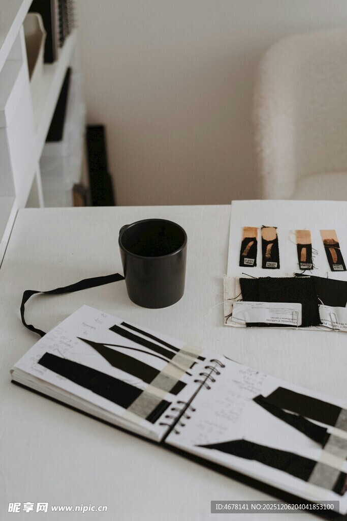 精致文具组合桌面展示