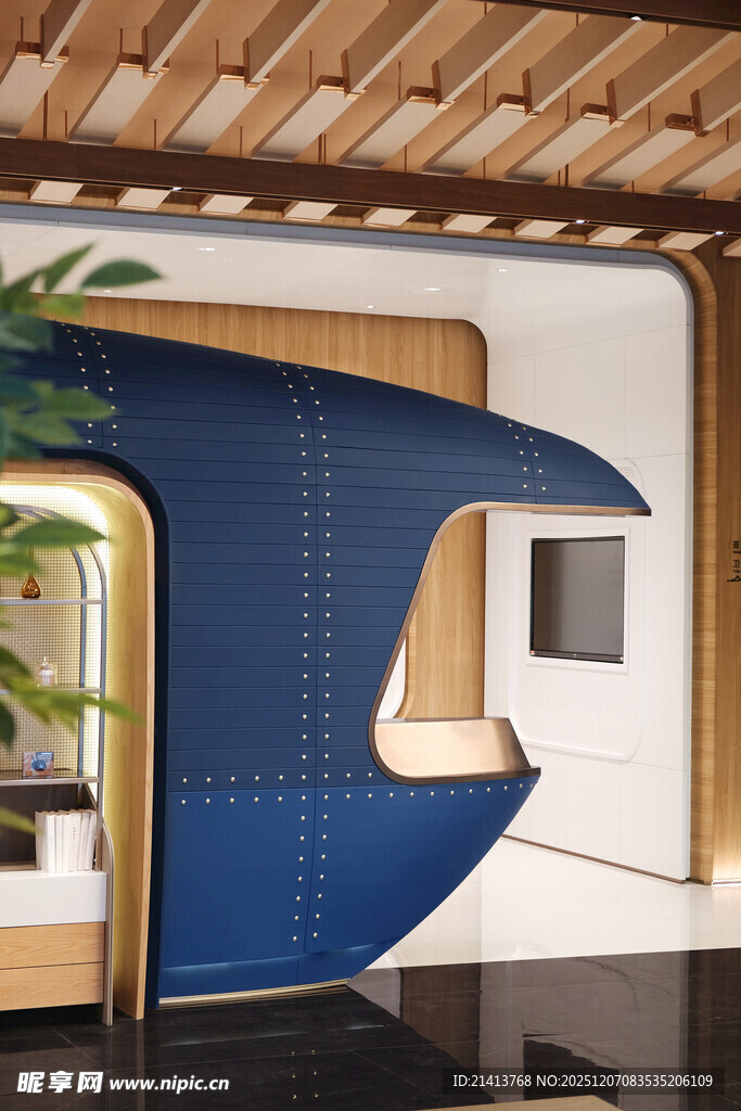 蓝色墙面现代风格