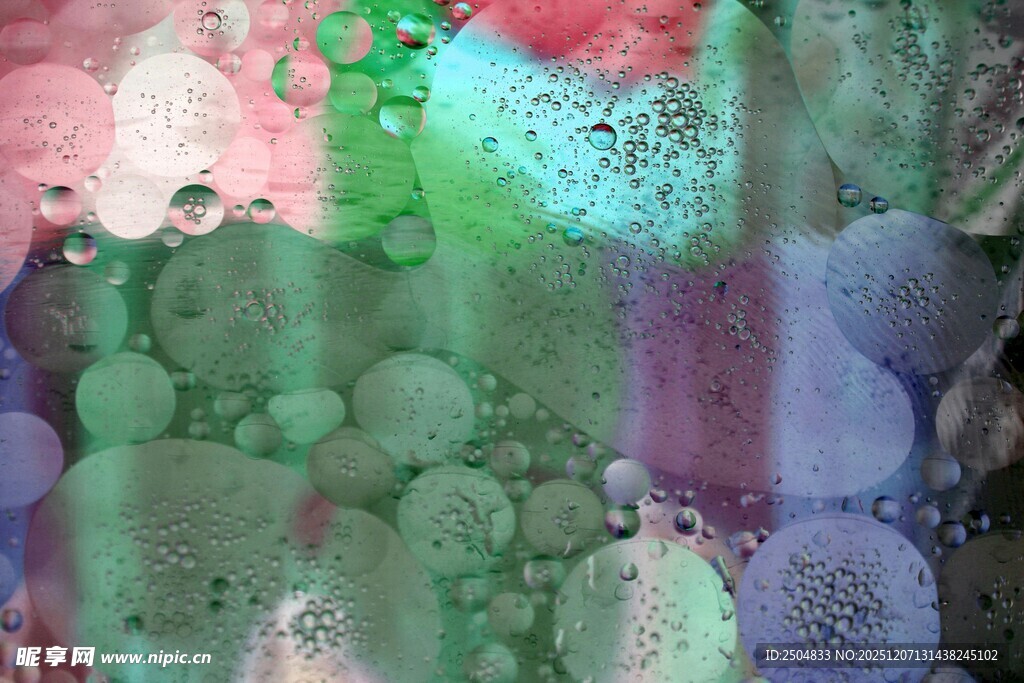 梦幻多彩泡泡图案背景