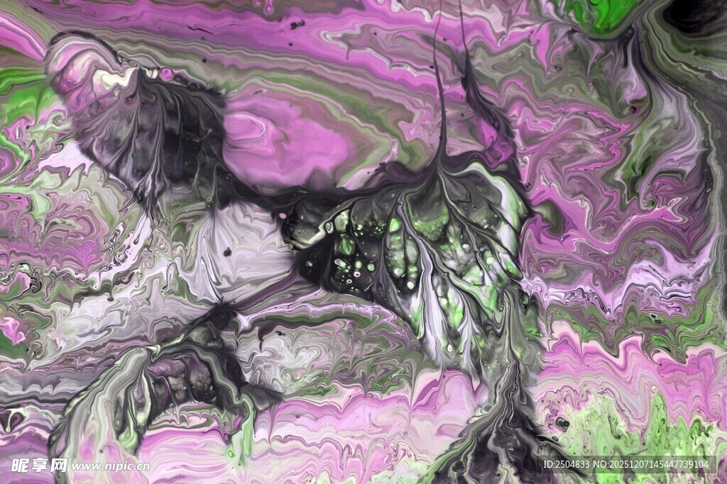 奇幻森林中的神秘生物