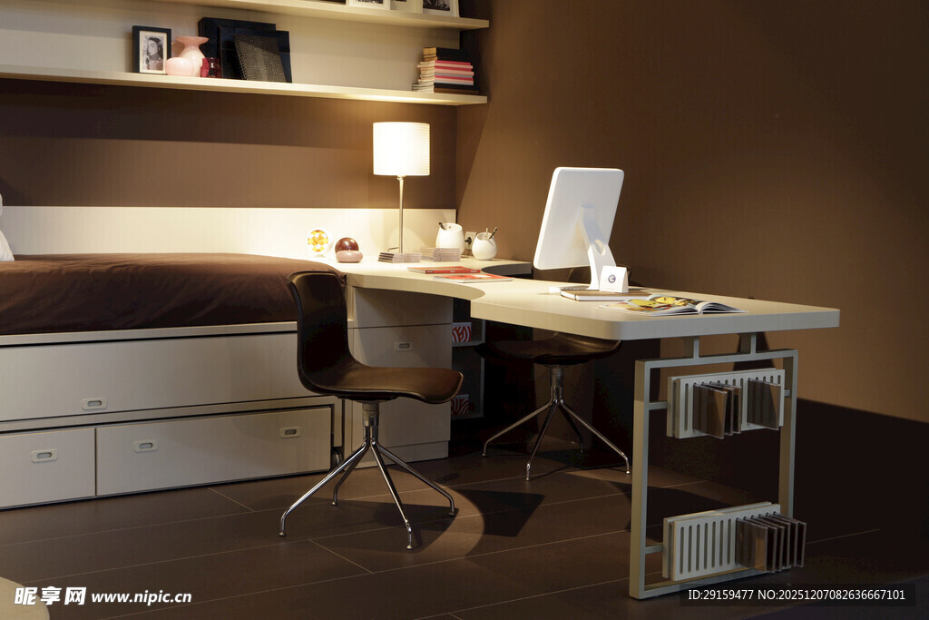 现代简约风卧室办公区域