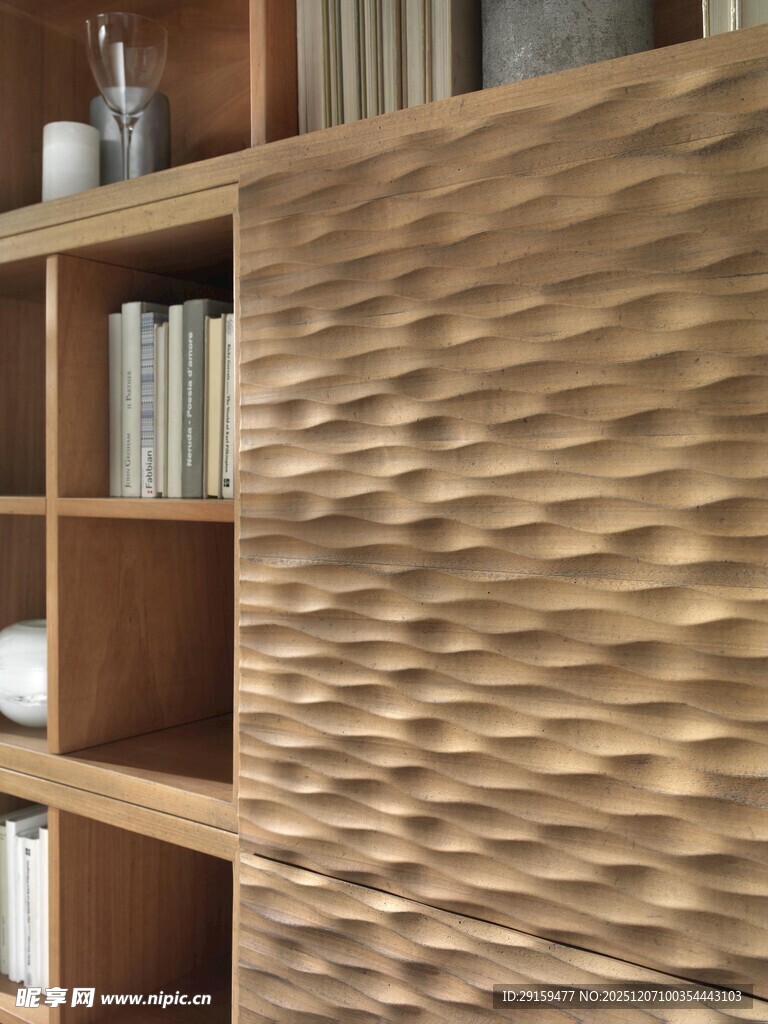 木质书架纹理细节展示