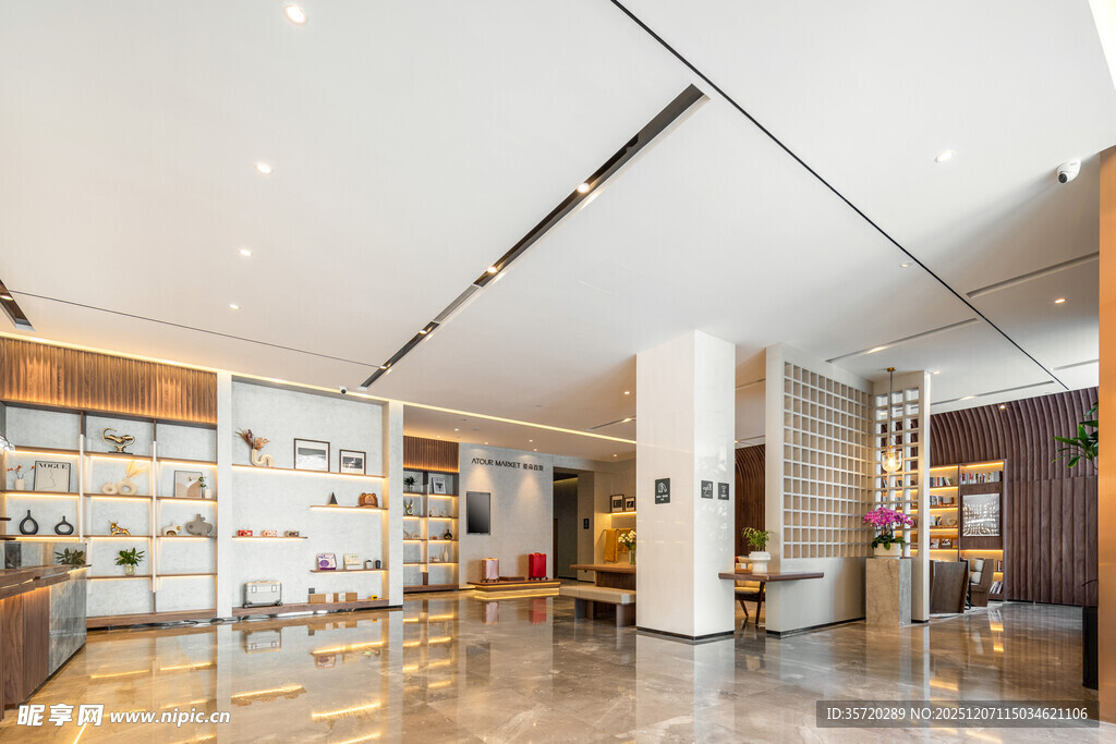 现代风格宽敞室内空间