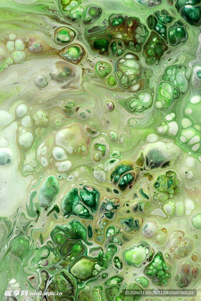 晶莹绿宝石般的微观世界