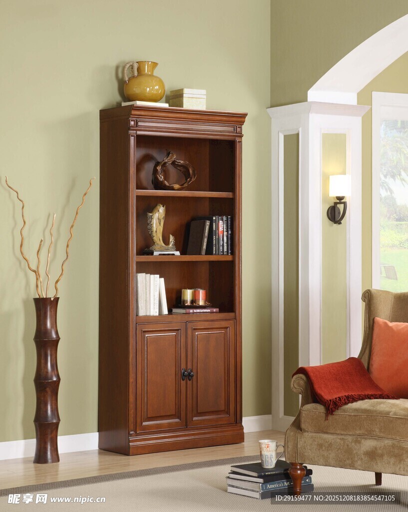 木质书柜装点温馨客厅