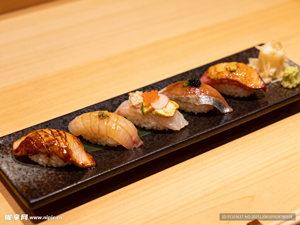 精致多样的寿司拼盘