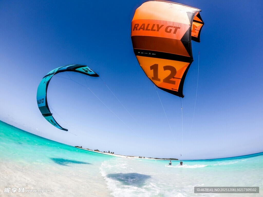 海上风筝冲浪精彩瞬间