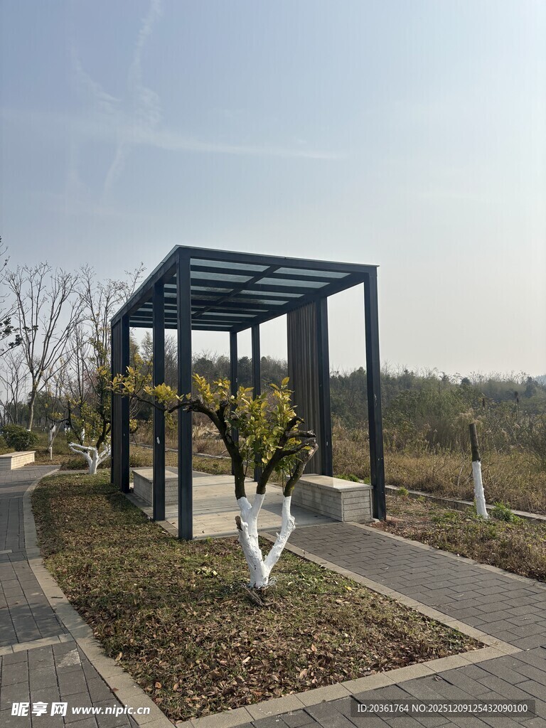 户外简约木质凉亭景观