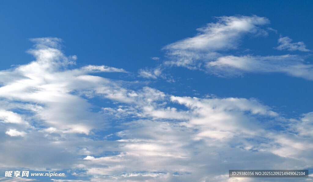 蓝天白云背景