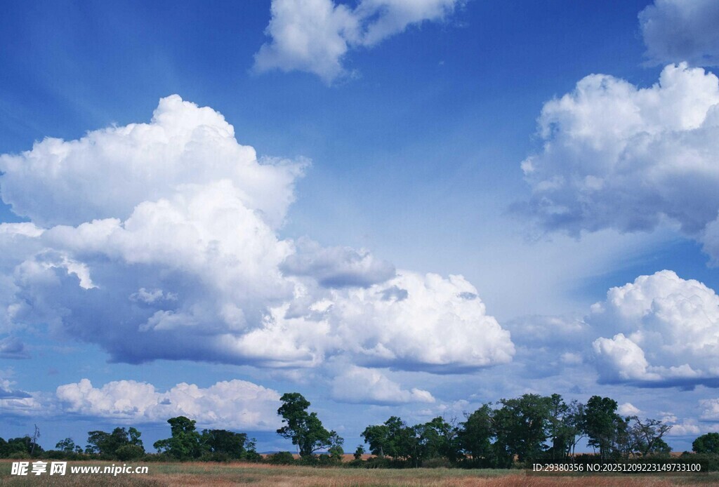 蓝天白云背景