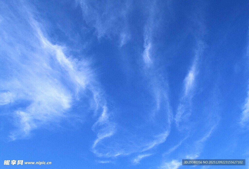 蓝天白云背景