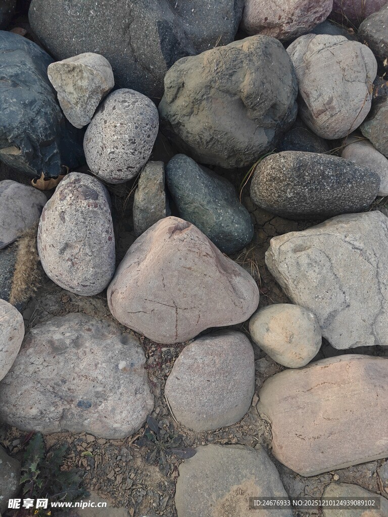 多彩鹅卵石特写