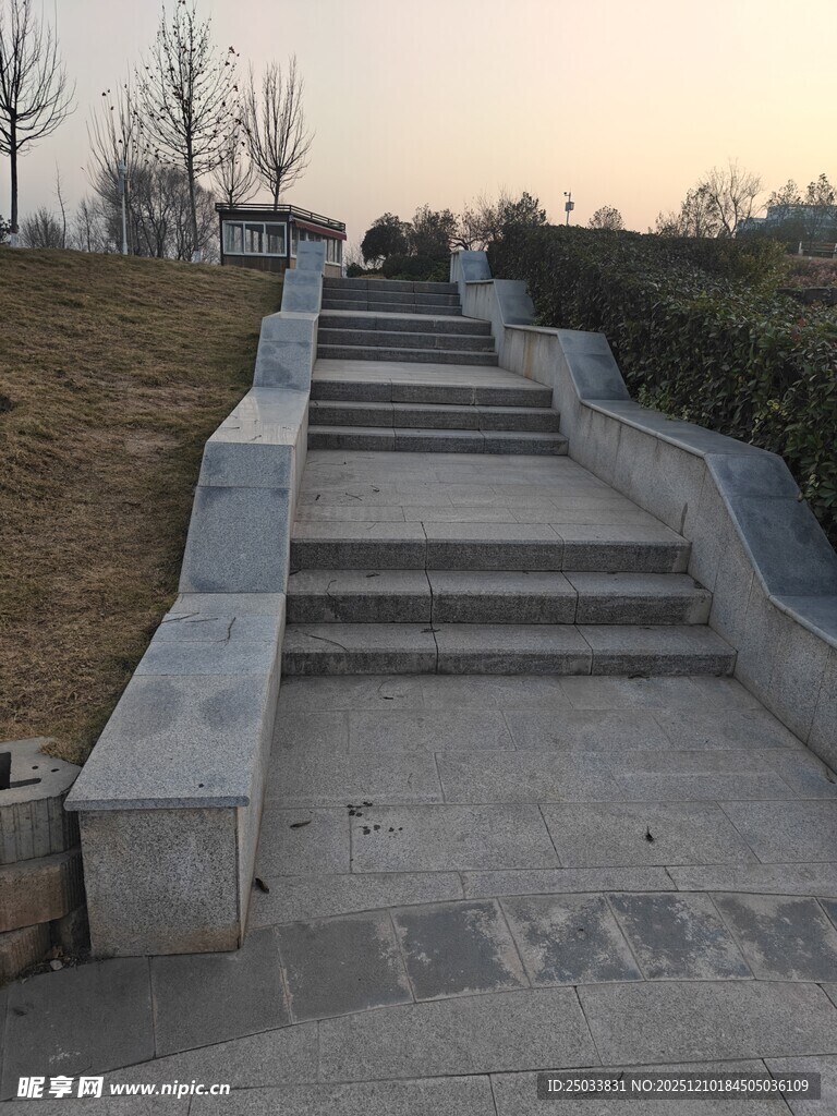 户外石阶步道景观