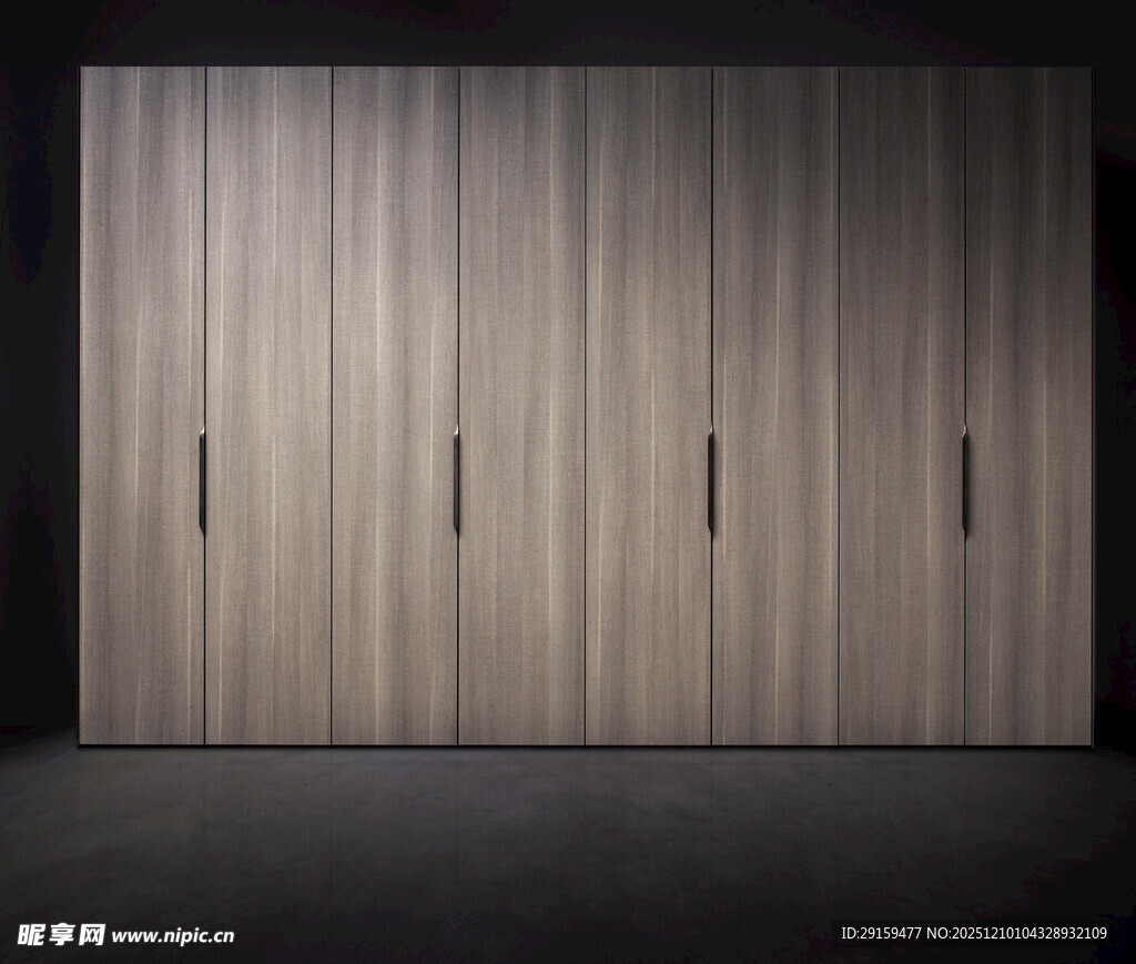 简约木质大衣柜