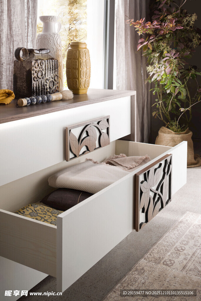 现代简约风格抽屉式收纳柜