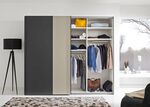 现代简约风格大容量衣柜