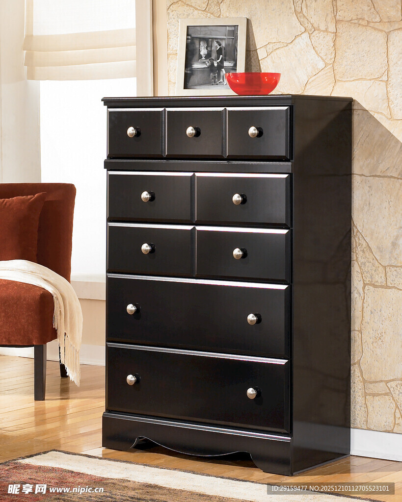 黑色实木多屉斗柜