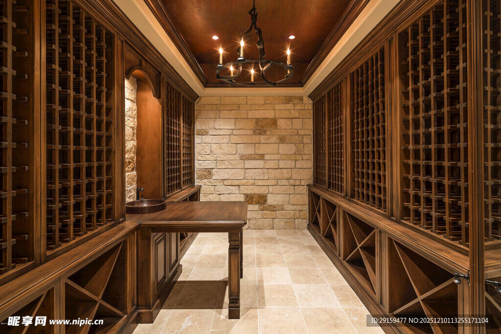豪华木质酒窖内部景观