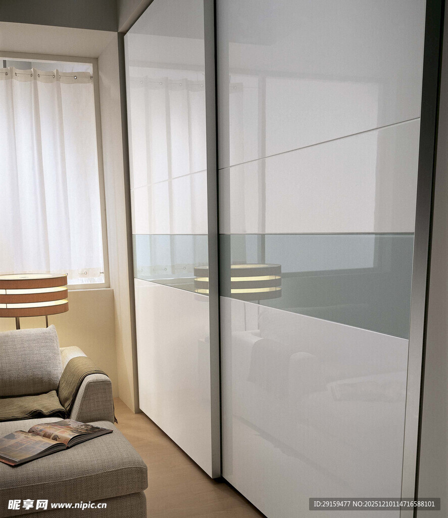 简约卧室衣柜与舒适沙发