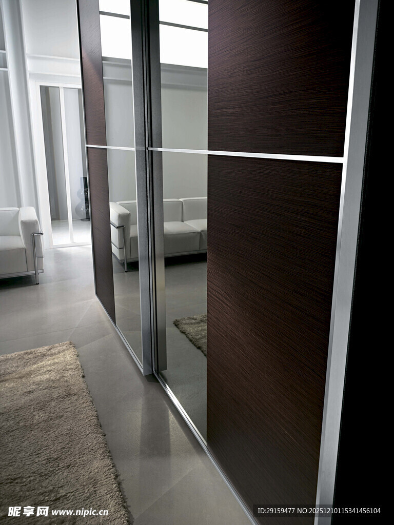 现代风格室内玻璃隔断墙