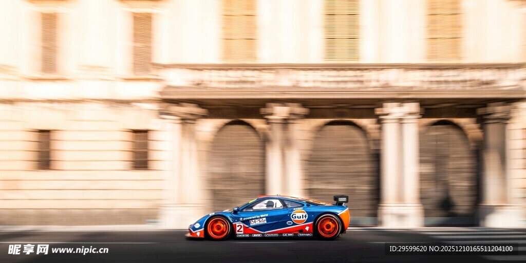 街道上的炫酷赛车