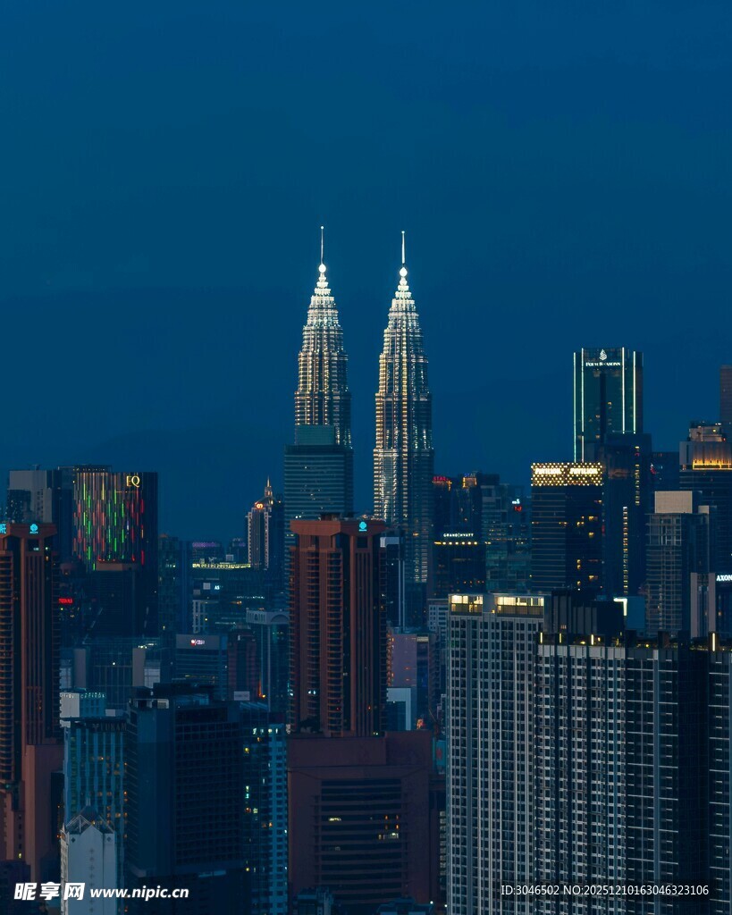 吉隆坡城市夜景天际线