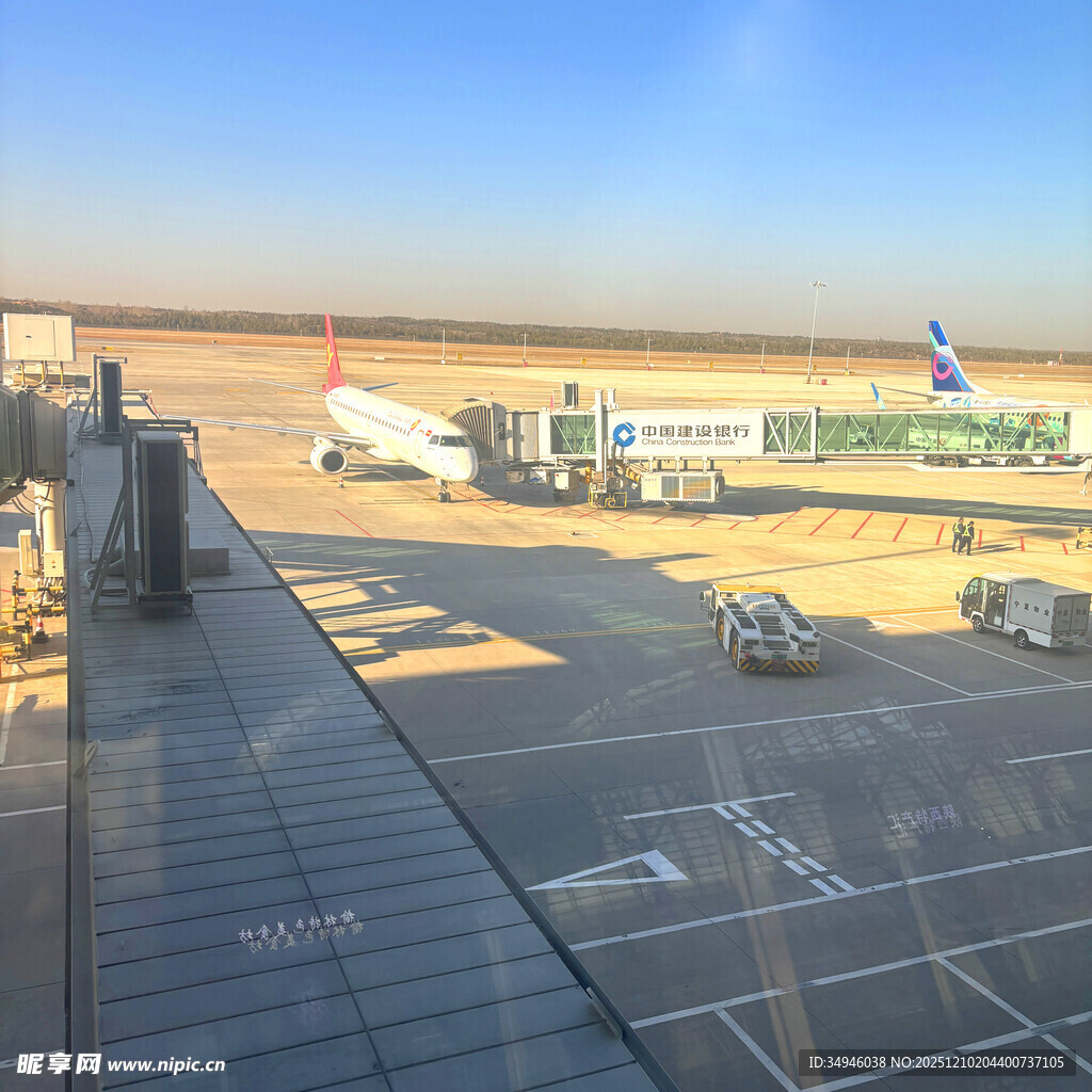 机场停机坪俯瞰景象