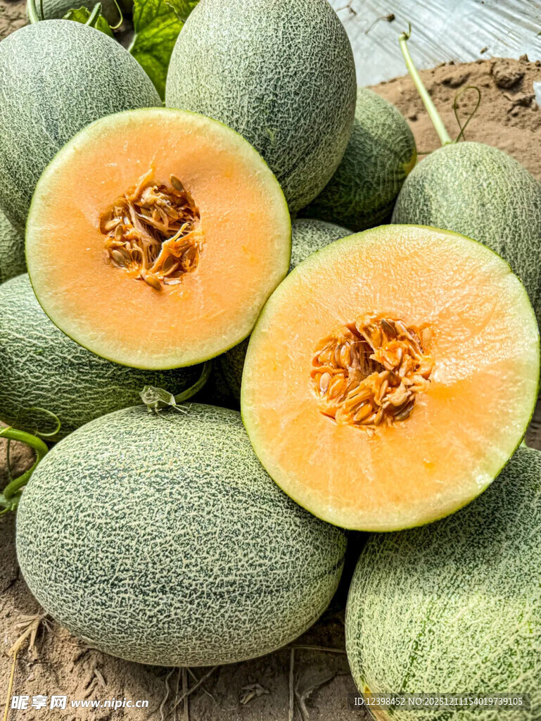 新鲜切开的美味哈密瓜