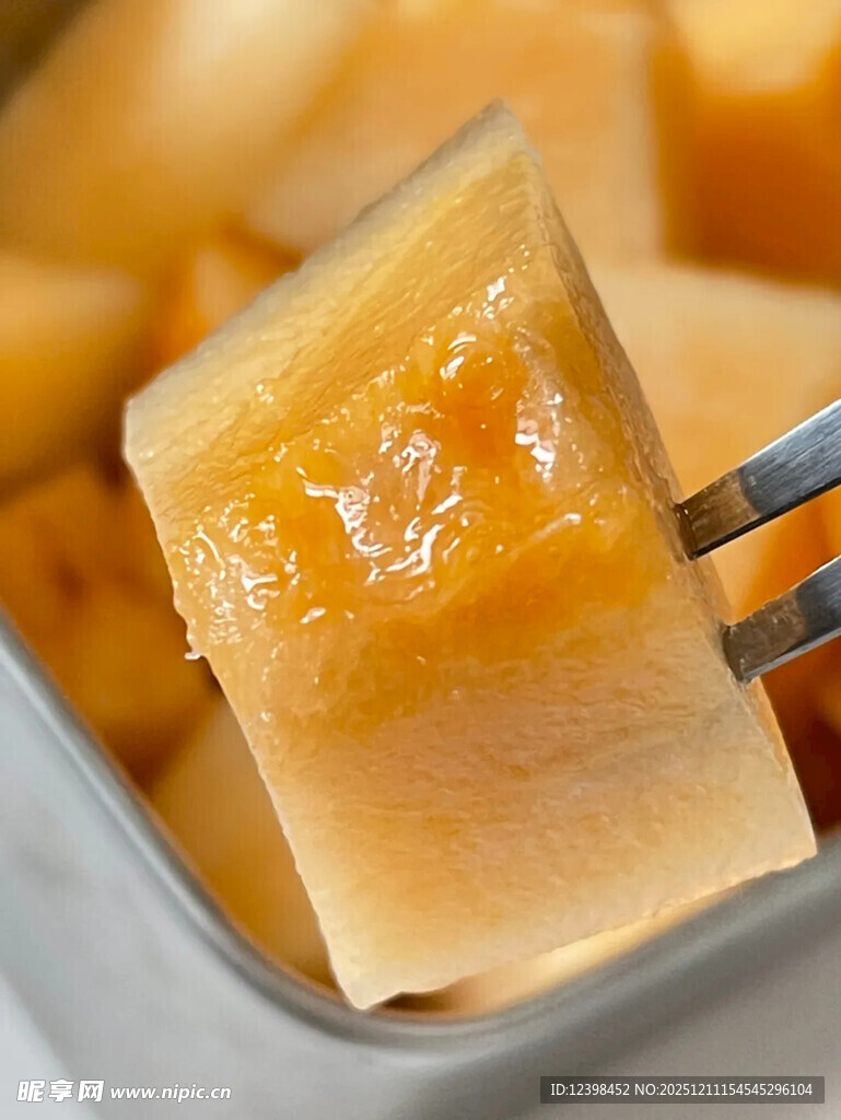 美味芒果夹心糕点