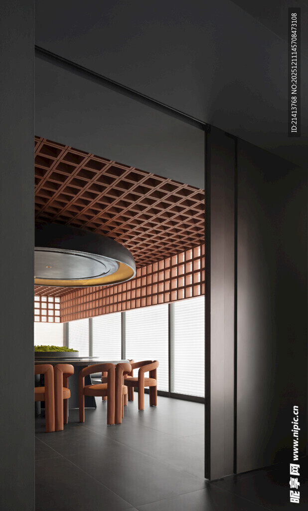 日式简约风室内餐厅空间