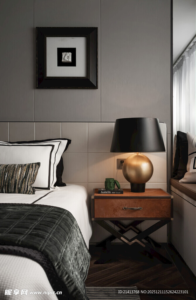 现代简约风卧室床头柜一角