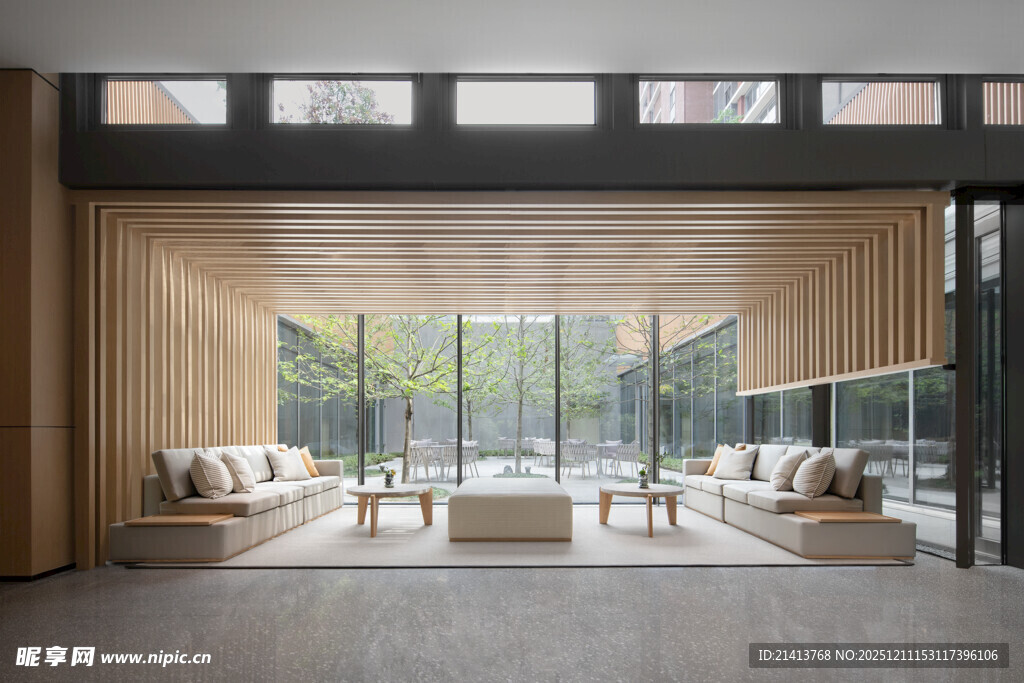 现代简约风格客厅大窗景观