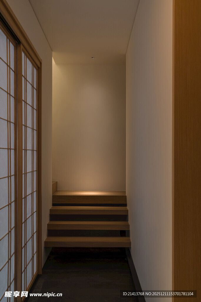 日式简约风格室内过道空间